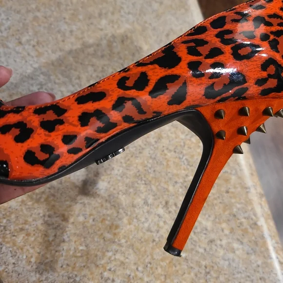 Rachel by Rachel Roy Heels - Picture 7 of 12